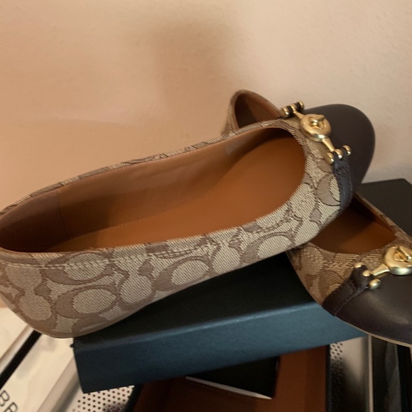 Coach Leila Ballet Flats - Picture 6 of 6